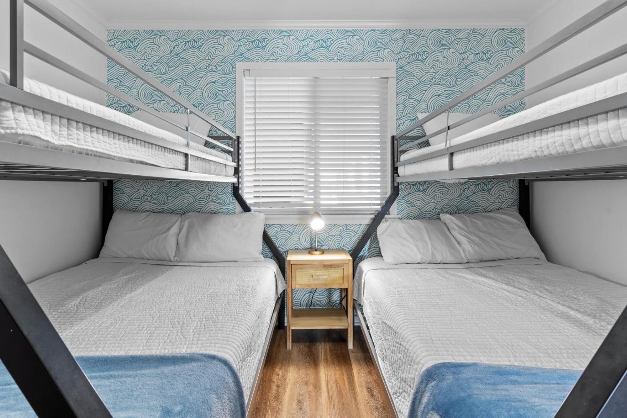 Hang Ten Hideaway, Pool, Condo, Parking - 6 Person Max Occupancy Carolina Beach Εξωτερικό φωτογραφία