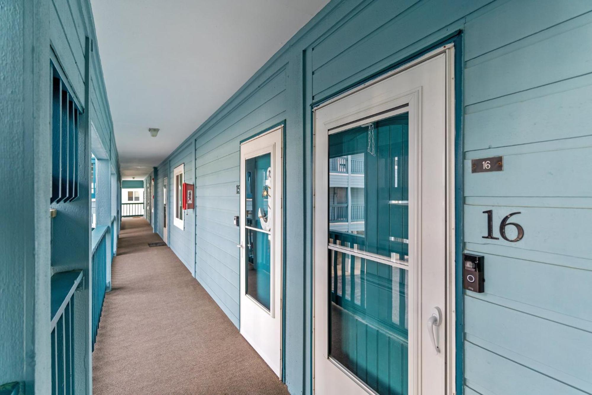 Hang Ten Hideaway, Pool, Condo, Parking - 6 Person Max Occupancy Carolina Beach Εξωτερικό φωτογραφία