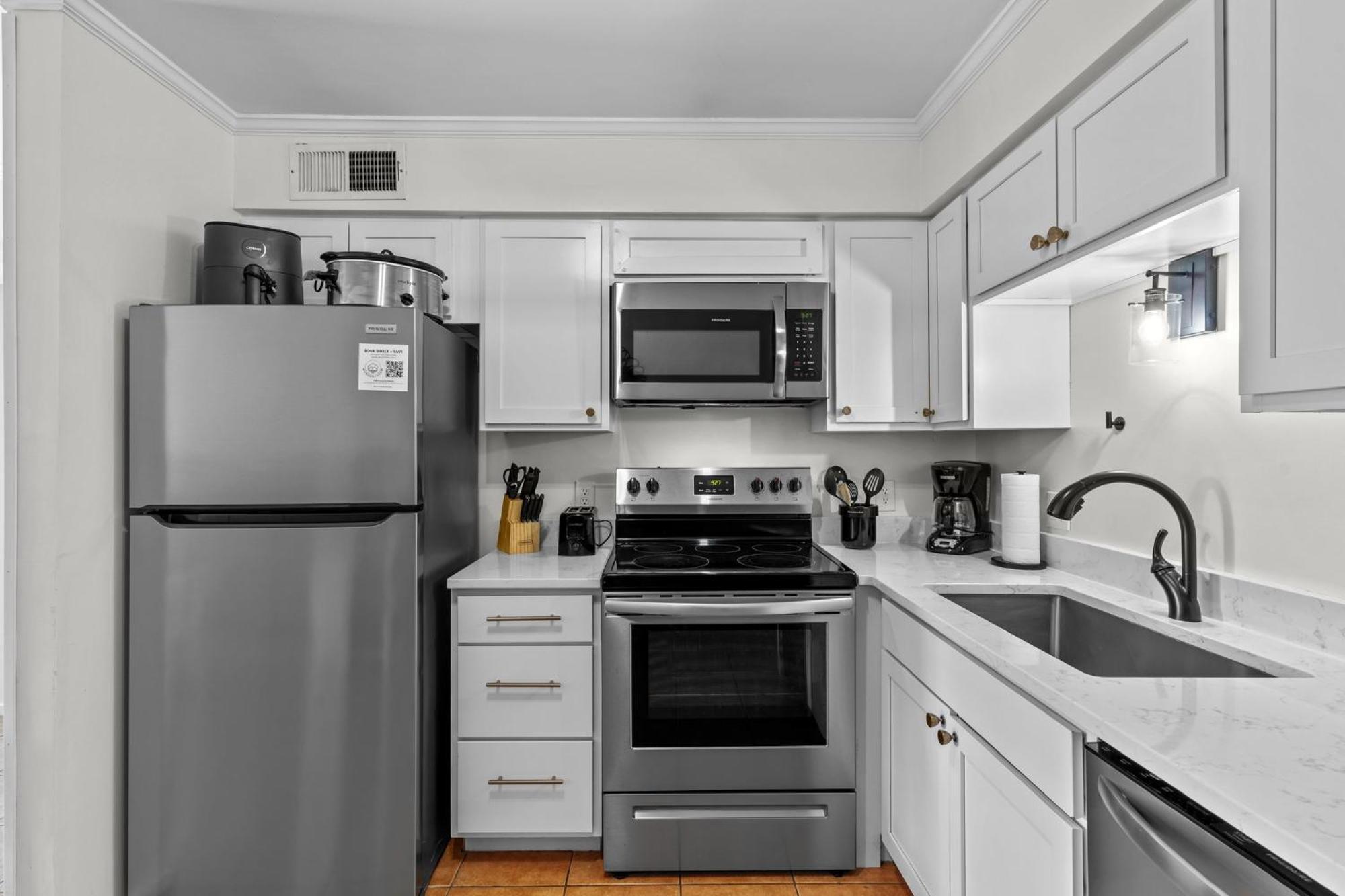 Hang Ten Hideaway, Pool, Condo, Parking - 6 Person Max Occupancy Carolina Beach Εξωτερικό φωτογραφία